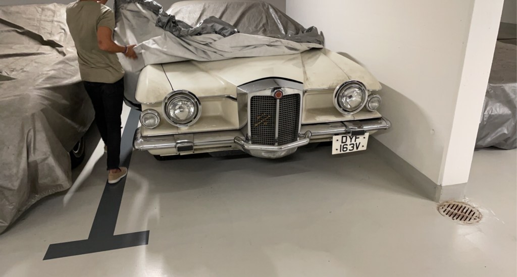 1974 Stutz Blackhawk